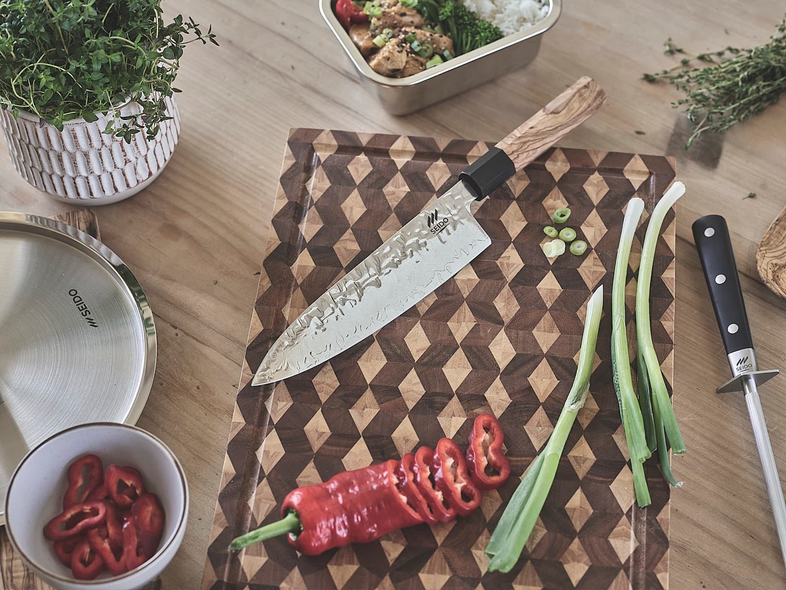 SEIDO knife on cutting board