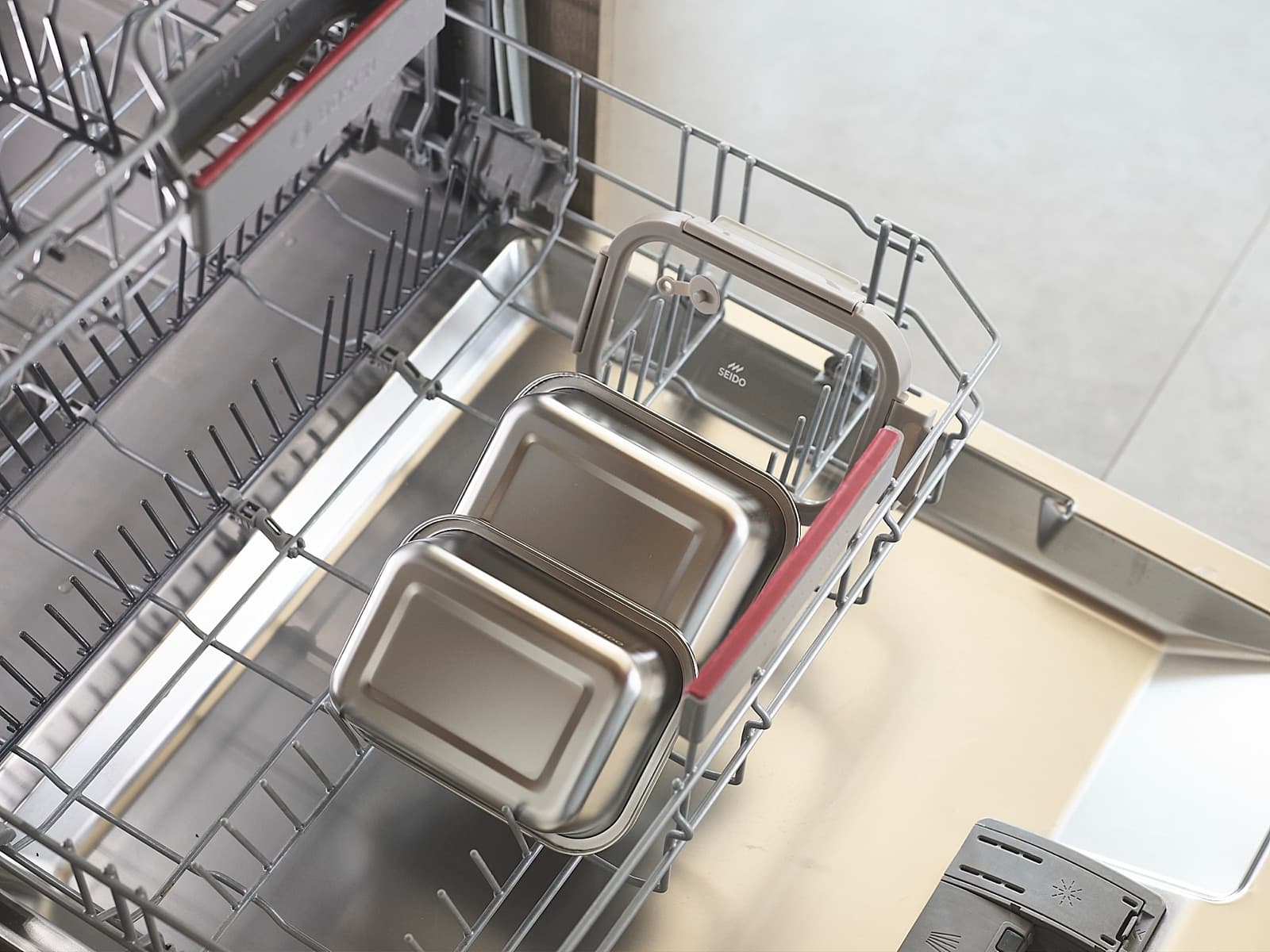 The Sustainable Kitchen: How to Reduce Waste Without Compromise