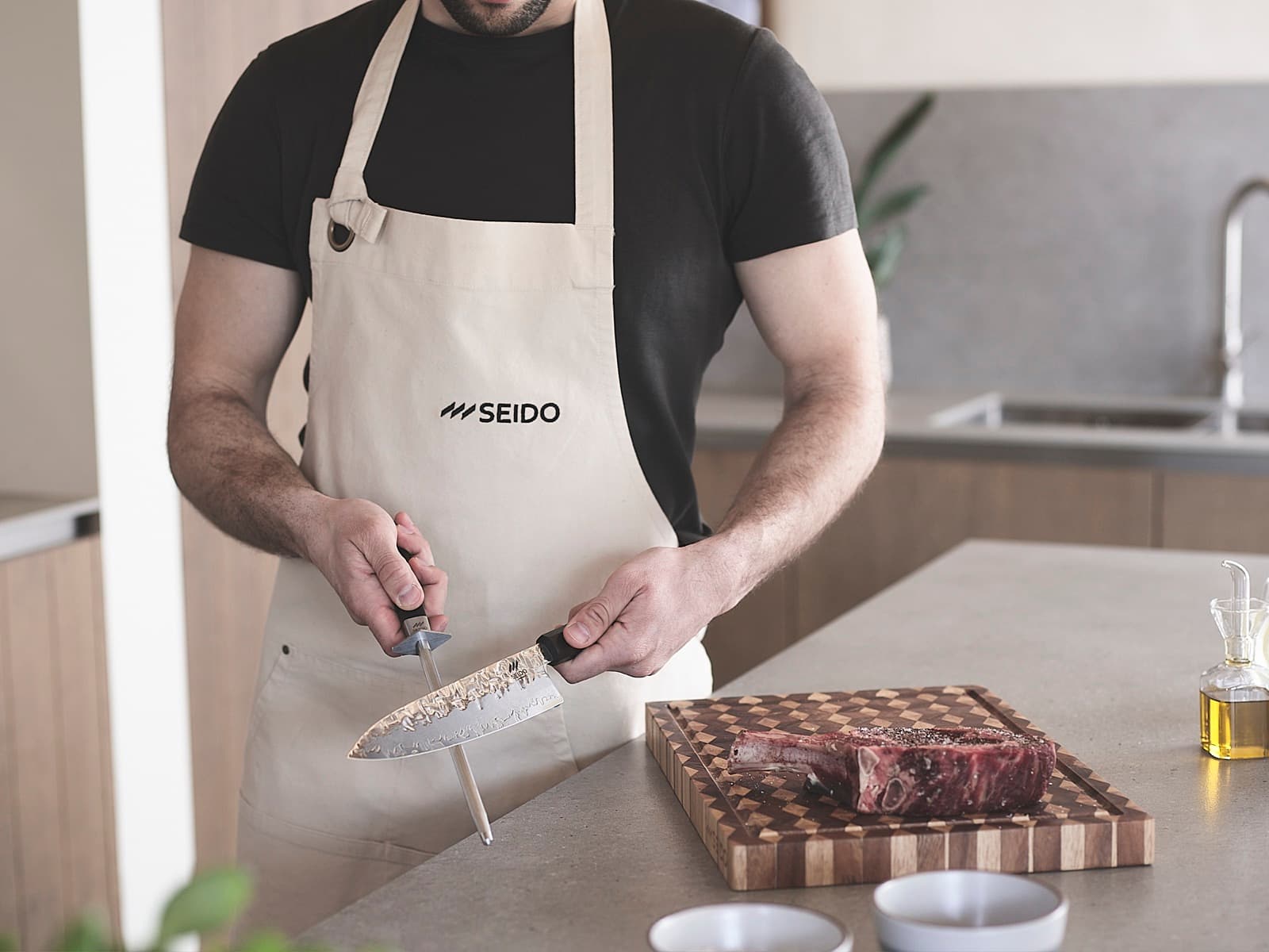 Honing the SEIDO chef's knife on the SEIDO honing steel